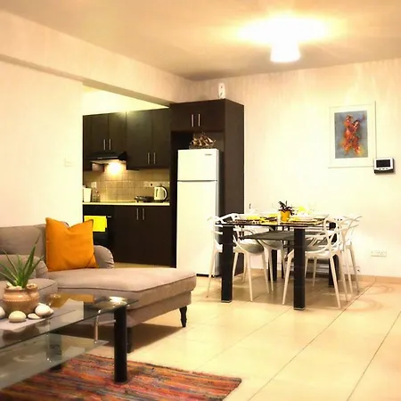 Happy Holiday House Larnaca